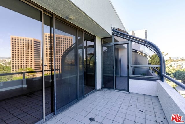 880 W 1st Street 712, Los Angeles, CA 90012 — photo 19 of 31
