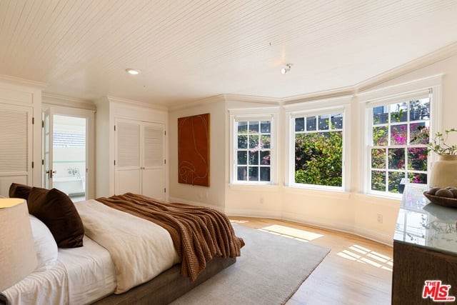 12 Rose Avenue, Los Angeles, CA 90291 — photo 18 of 50