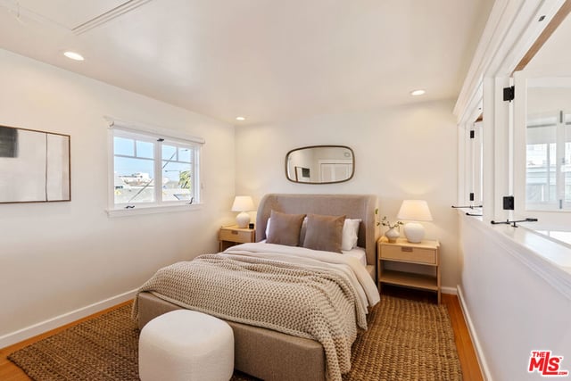 12 Rose Avenue, Los Angeles, CA 90291 — photo 42 of 50