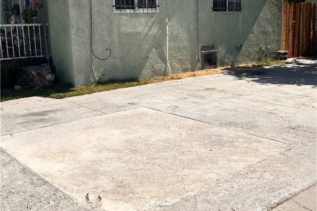 6114 Wall, Los Angeles, CA 90003 — photo 14 of 14