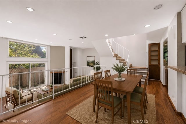 17943 Magnolia Boulevard 16, Encino, CA 91316 — photo 4 of 43