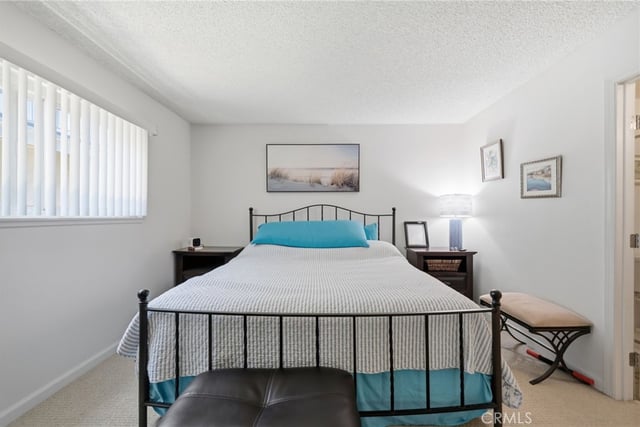 2558 Seahorse Avenue, Ventura, CA 93001 — photo 13 of 38