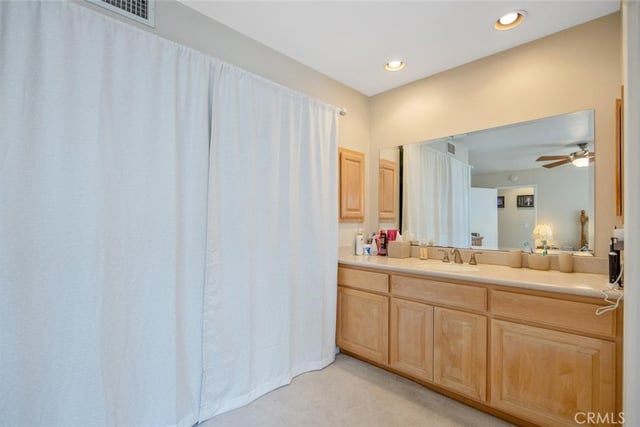 20862 Alaminos Drive, Saugus, CA 91350 — photo 29 of 37
