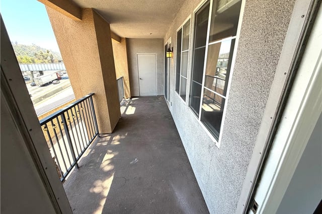 360 W Avenue 26 237, Los Angeles, CA 90031 — photo 11 of 44