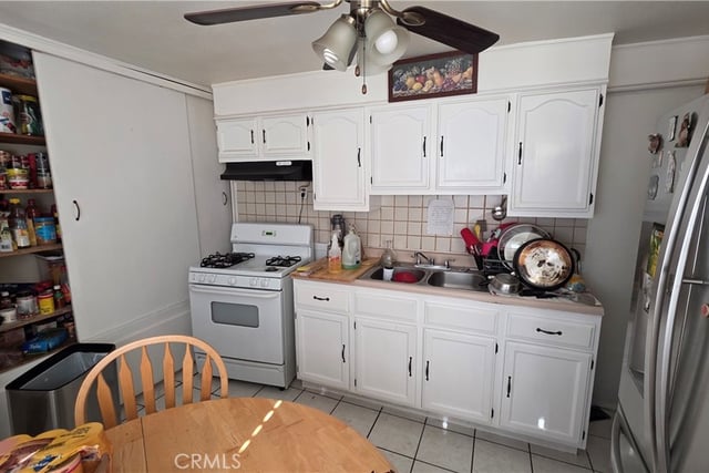 716 E 6th, Pomona, CA 91766 — photo 8 of 16