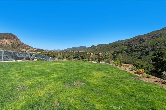 2224 Careful Avenue, Agoura Hills, CA 91301 — photo 8 of 55