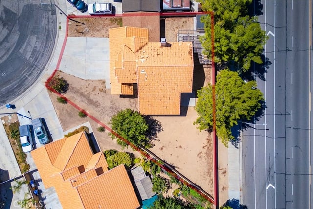 43753 Rialto, Lancaster, CA 93535 — photo 36 of 38