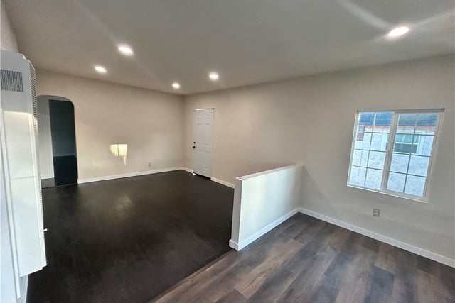2412 Gale Avenue, Long Beach, CA 90810 — photo 4 of 17