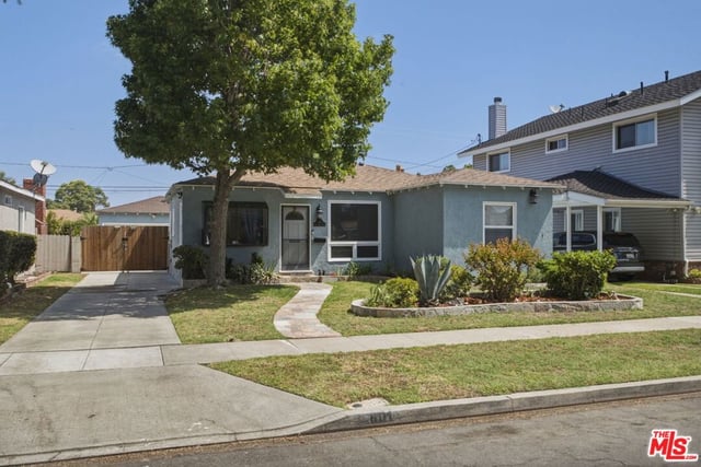 801 W Columbia Street, Long Beach, CA 90806 — photo 2 of 46