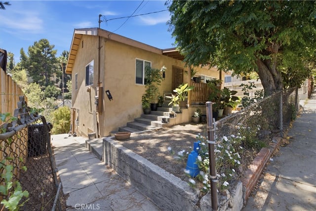 456 Ulysses Street, Los Angeles, CA 90065 — photo 7 of 16