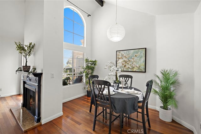 1100 Newport Avenue 404, Long Beach, CA 90804 — photo 2 of 25