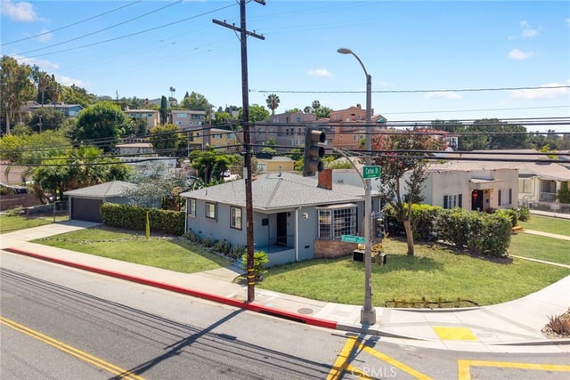 2500 Carlos St, Alhambra, CA 91803 — photo 3 of 38