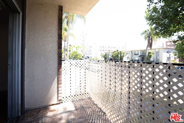 433 S Manhattan Place 108, Los Angeles, CA 90020 — photo 36 of 36