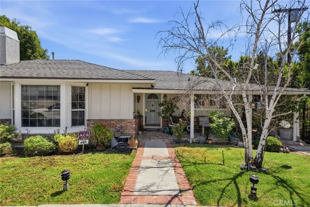 15571 Otsego, Los Angeles, CA 91436 — photo 3 of 28