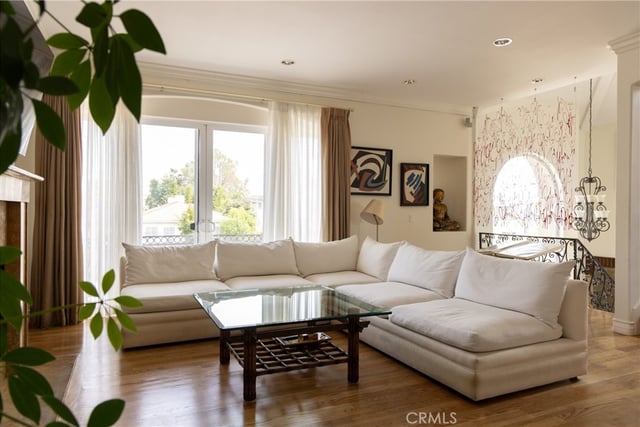 1905 Colby Avenue, Los Angeles, CA 90025 — photo 3 of 19