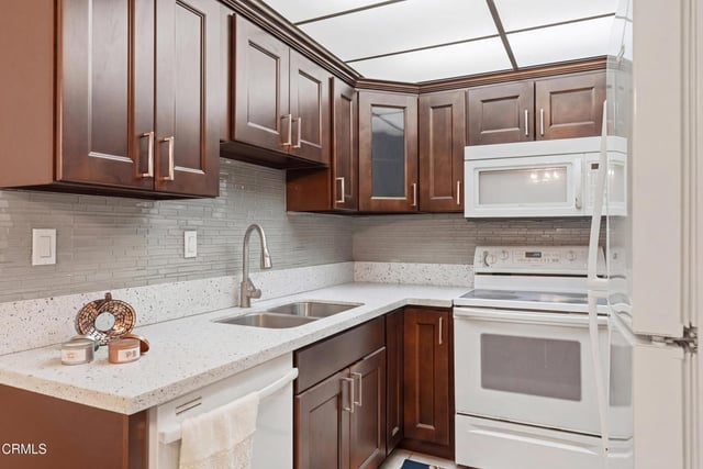 1015 N Michillinda Avenue 304, Pasadena, CA 91107 — photo 15 of 38