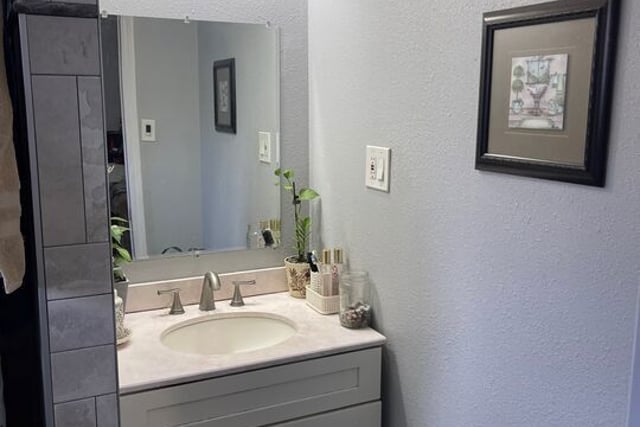915 E 76th Place, Los Angeles, CA 90001 — photo 12 of 19
