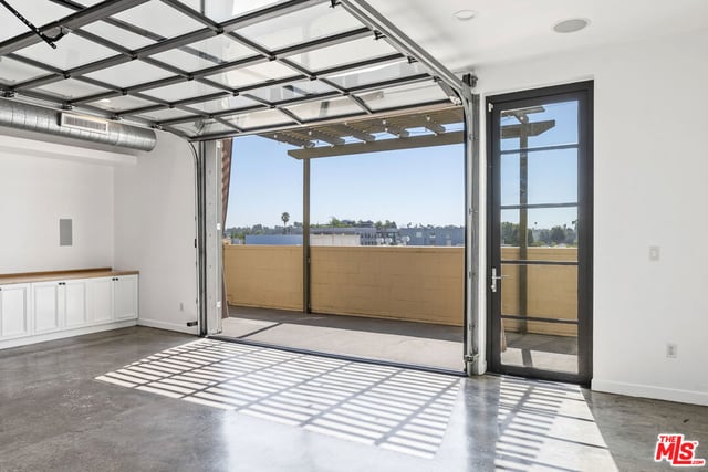 1544 12th Street 303, Santa Monica, CA 90401 — photo 12 of 26