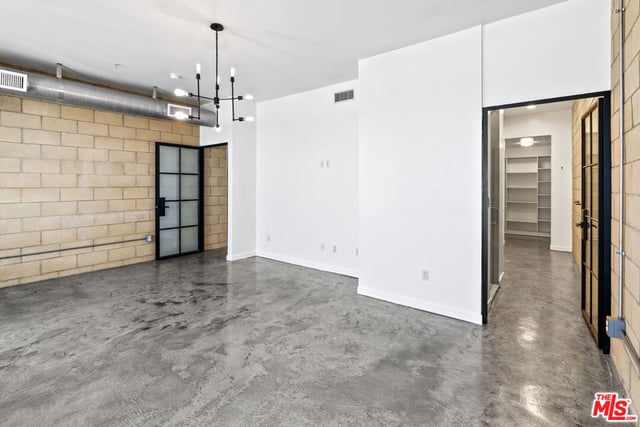 1544 12th Street 303, Santa Monica, CA 90401 — photo 20 of 26