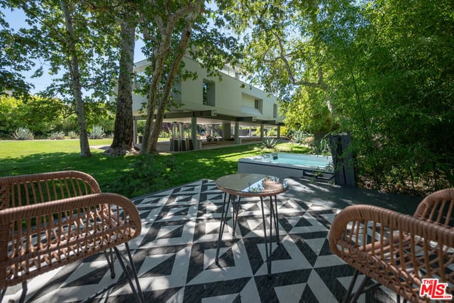 30047 Mulholland Highway, Agoura Hills, CA 91301 — photo 41 of 47