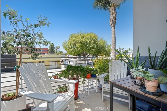 13320 Beach 203, Los Angeles, CA 90292 — photo 10 of 27