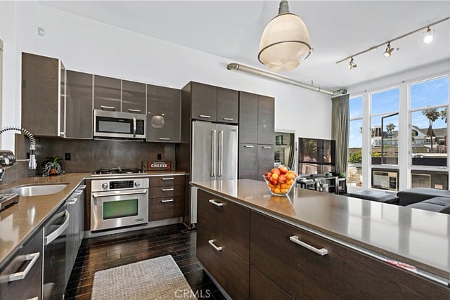 13320 Beach 203, Los Angeles, CA 90292 — photo 12 of 27
