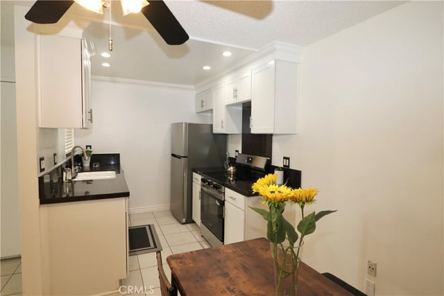 5800 Kanan 148, Agoura Hills, CA 91301 — photo 9 of 17