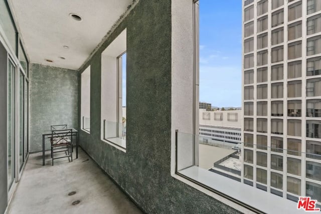 3810 Wilshire Boulevard 602, Los Angeles, CA 90010 — photo 14 of 28