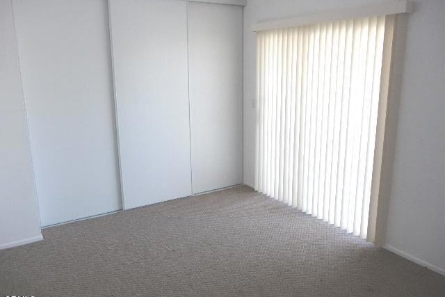 2304 Miramar Walk, Oxnard, CA 93035 — photo 11 of 32