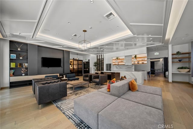400 S Broadway 828, Los Angeles, CA 90013 — photo 26 of 30