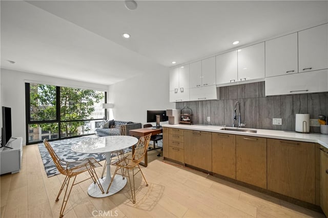 400 S Broadway 828, Los Angeles, CA 90013 — photo 5 of 30