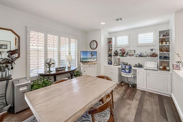 2037 Freesia Avenue, Simi Valley, CA 93063 — photo 8 of 31