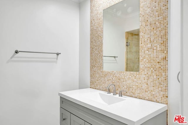11970 Montana Avenue 110, Los Angeles, CA 90049 — photo 23 of 32