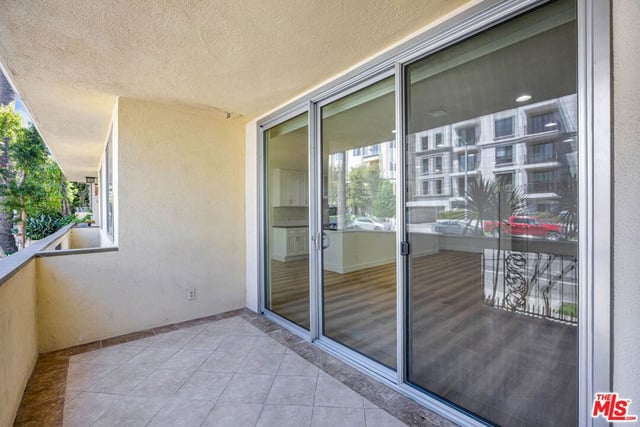 11970 Montana Avenue 110, Los Angeles, CA 90049 — photo 26 of 32