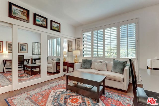 148 S Crescent Drive 101, Beverly Hills, CA 90212 — photo 27 of 48