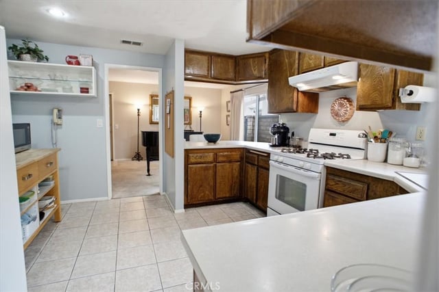 15833 Rosehaven Lane, Canyon Country, CA 91387 — photo 6 of 26
