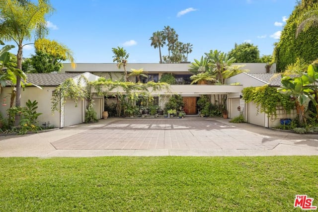 715 N Beverly Drive, Beverly Hills, CA 90210 — photo 17 of 18
