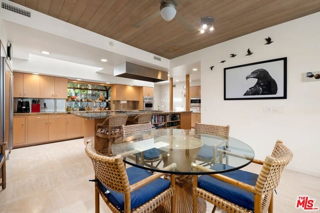 715 N Beverly Drive, Beverly Hills, CA 90210 — photo 5 of 18