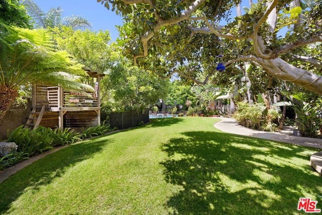 715 N Beverly Drive, Beverly Hills, CA 90210 — photo 9 of 18