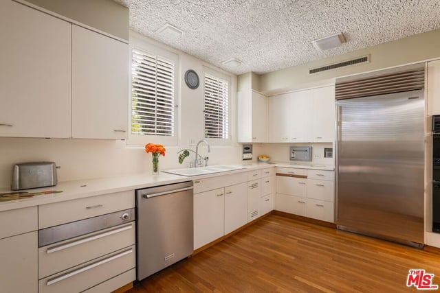 191 S Hudson Avenue, Los Angeles, CA 90004 — photo 27 of 75