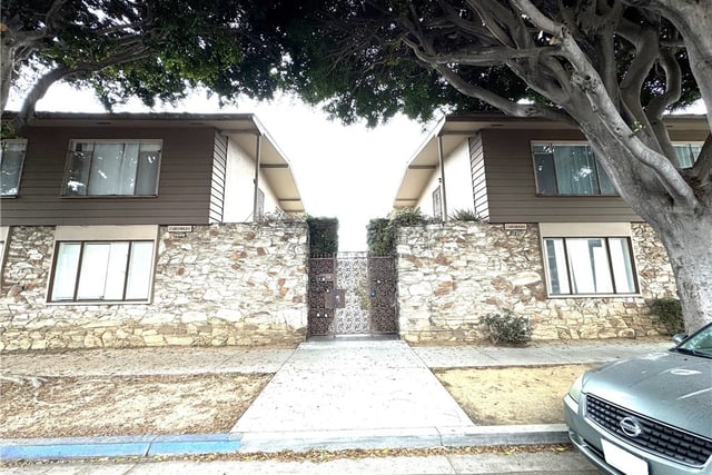 1400 E 3rd 6, Long Beach, CA 90802 — photo 2 of 25