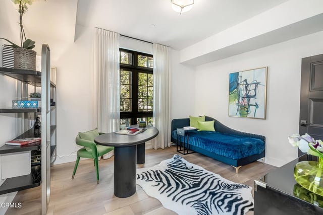 139 S Oak Knoll Avenue 402, Pasadena, CA 91101 — photo 12 of 35