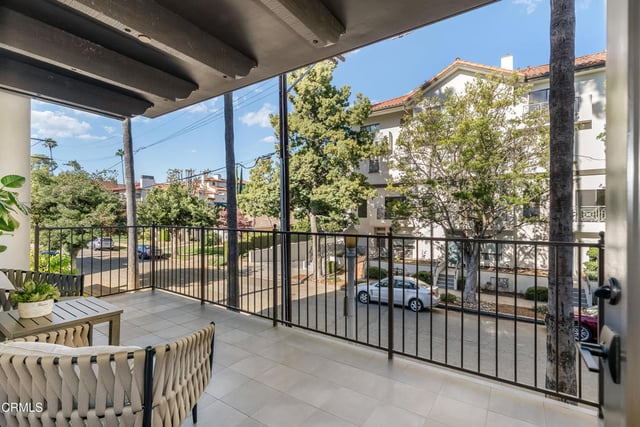139 S Oak Knoll Avenue 402, Pasadena, CA 91101 — photo 15 of 35