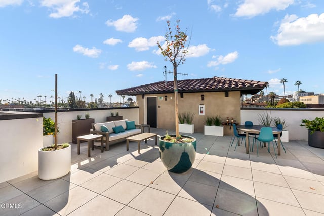 139 S Oak Knoll Avenue 402, Pasadena, CA 91101 — photo 32 of 35