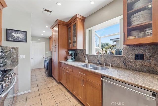 2840 Magnolia, Long Beach, CA 90806 — photo 10 of 35