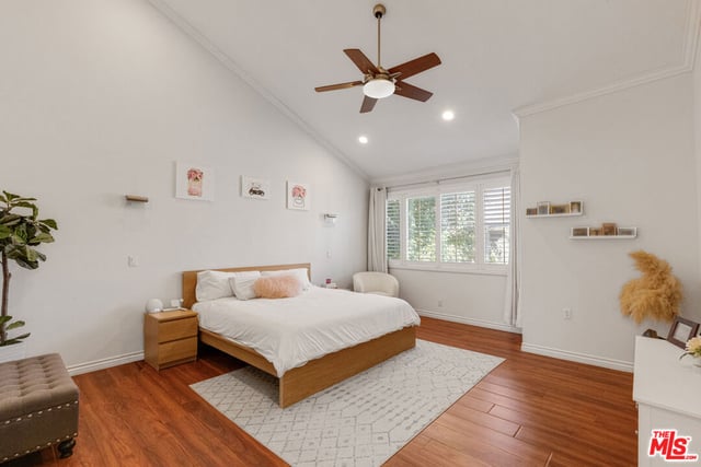 5215 White Oak Avenue 2, Los Angeles, CA 91316 — photo 14 of 33