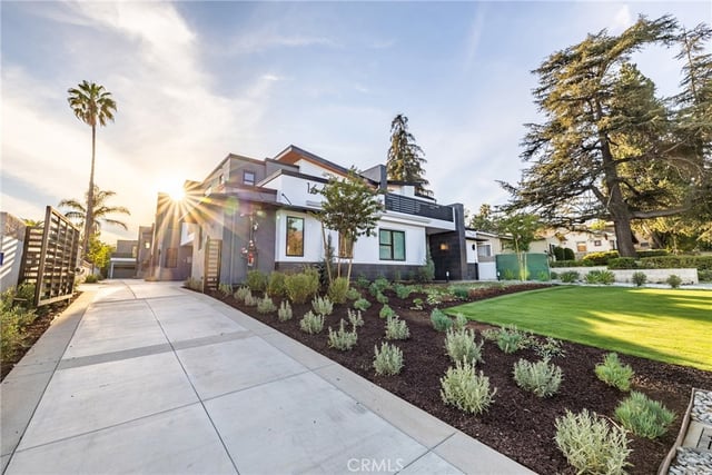 1649 N Lake Avenue 1, Pasadena, CA 91104 — photo 9 of 40