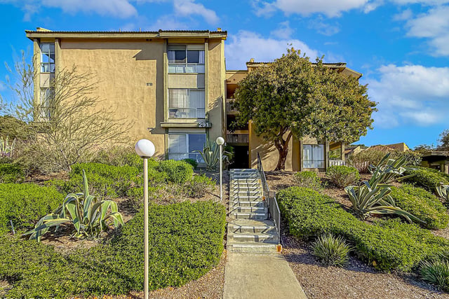 291 Sequoia Court 17, Thousand Oaks, CA 91360 — photo 39 of 42