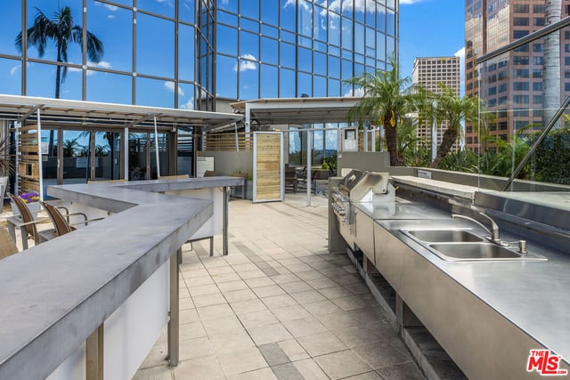 1100 Wilshire Boulevard 2411, Los Angeles, CA 90017 — photo 28 of 33
