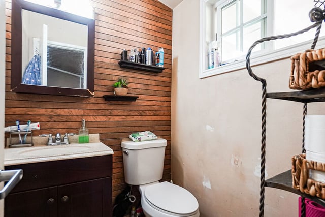 19037 Wellhaven Street, Santa Clarita, CA 91351 — photo 19 of 26